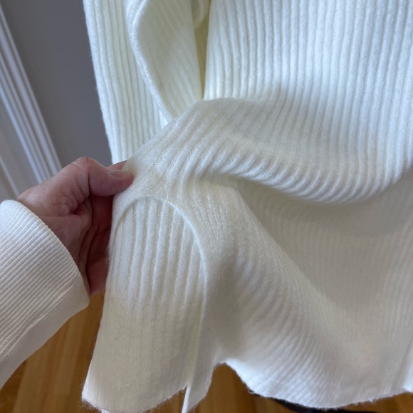 Olivaceous New size Large turtle neck soft sweater cream cozy ribbed knit sliit - Picture 8 of 12